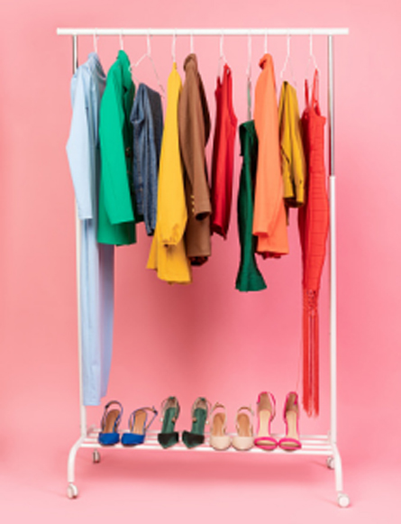 Top Benefits of Investing In Clothing Racks for Your Retail Store